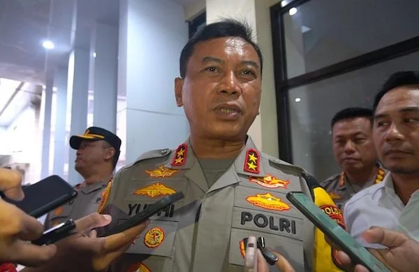 Kapolda Sulsel, Irjen Pol Yudhiawan usai mengunjungi korban di rumah sakit (Dok: Atri KabarMakassar)