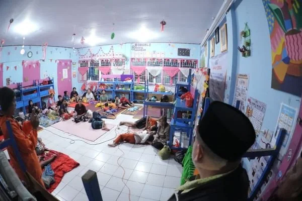 Pengungsi Banjir di Wilayah Kelurahan Paccerakkang (Dok: Ist).