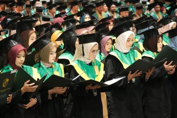 Lulusan sarjana UMI. (Dok: Ist)