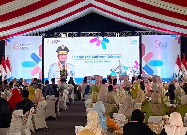 Gubernur Sulawesi Selatan Andi Sudirman Sulaiman pada agenda Mewarnai Nusantara dengan Budaya di Benteng Rotterdam (Dok: Nofi KabarMakassar)