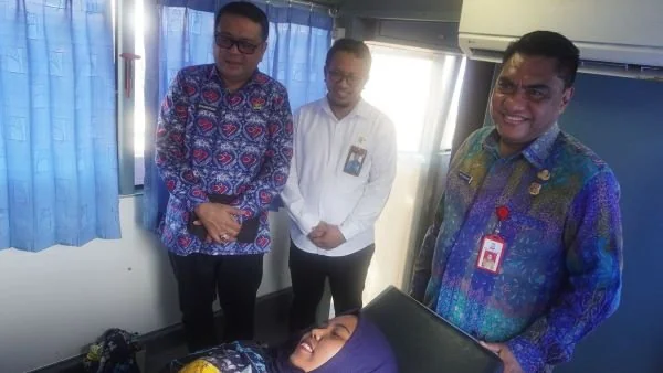 Dinas Pengendalian Penduduk dan Keluarga Berencana (KB) Kota Makassar berikan 100 Akseptor KB dengan Metode Kontrasepsi Jangka Panjang (Dok : Ist).