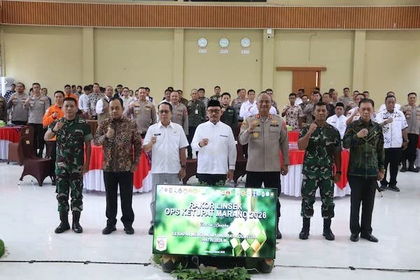 Rapat koordinasi lintas sektoral Operasi Ketupat Marano 2026 yang digelar di Markas Polda Sulbar(dok:ist)