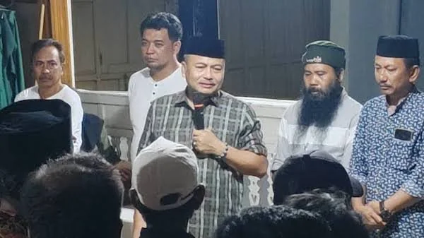 Muhammad Sarif saat berorasi di Rumah Pemenangannya. (Foto/ist KM).