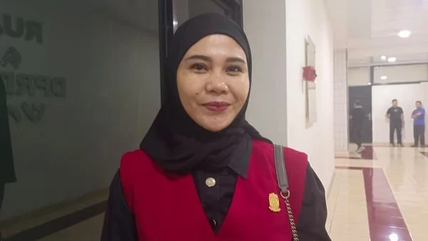 Ketua Panitia Musda Hanura Sulsel, Irmawati Sila, (Dok: Sinta Kabar Makassar).