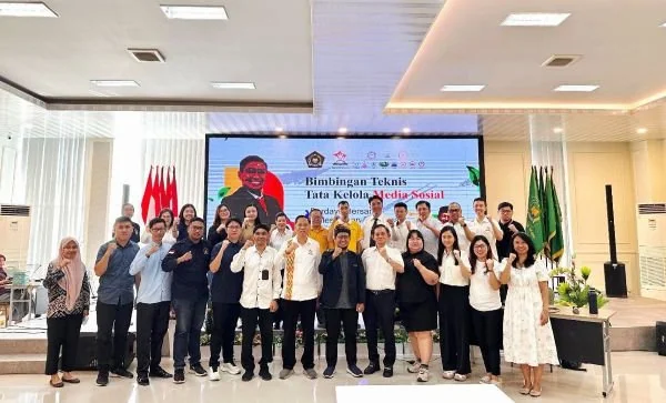Bimbingan Teknis Tata Kelola Media Sosial untuk lembaga-lembaga agama Buddha se-Sulsel (Dok : Ist).