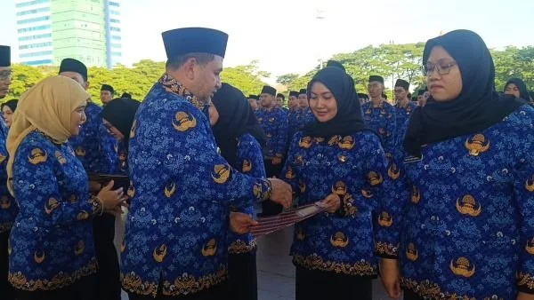 Penyerahan SK CPNS Formasi Tahun 2024, (Dok: Sinta KabarMakassar).