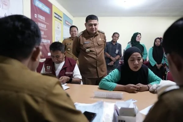 Wali Kota Makassar Munafri Arifuddin saat Meninjau Operasional Unit Pelayanan (Dok: Ist).