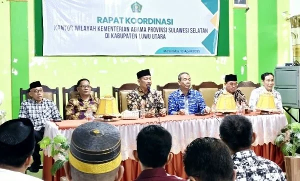 Rapat kordinasi bersama jajaran pejabat eselon tiga lingkup Kemenag Sulsel (Dok : Ist).