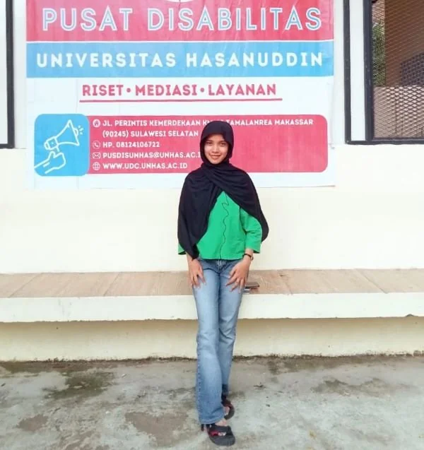 Sri Fitriani Ramadhani (21) adalah mahasiswi Fakultas Kehutanan Universitas Hasanuddin. (Dok: Efra Alya Azizah)
