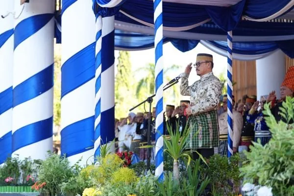 Gubernur Sulbar Suhardi Duka saat menyampaikan sambutan di Hari Jadi Kabupaten Mamuju ke-486. (Dok: Ist)