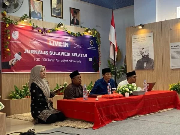 Live In Jurnalis Sulsel FGD: 100 Tahun Ahmadiyah di Indonesia (Dok: Nofi KabarMakassar)
