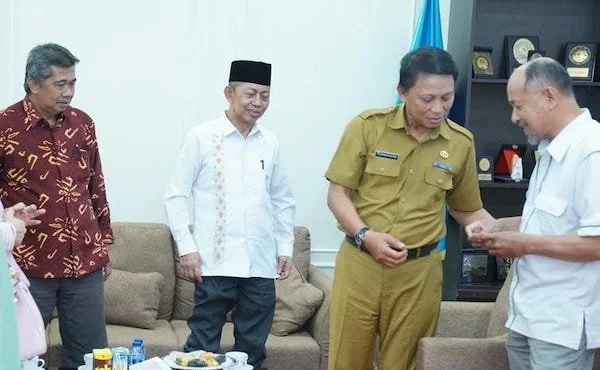 Plh Sekretaris Provinsi Sulawesi Selatan, Andi Darmawan Bintang saat menerima audiensi MUI (Dok: Int)