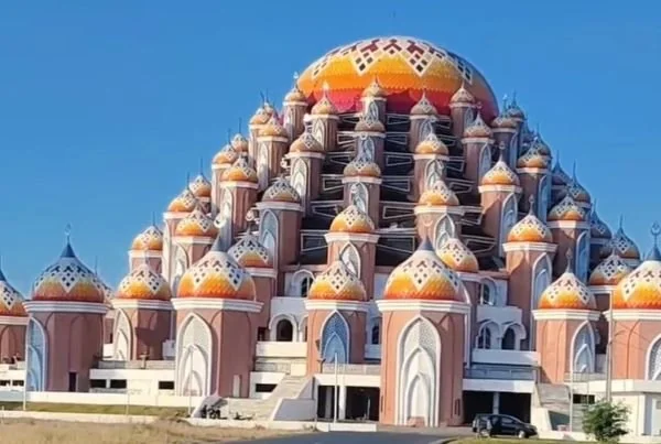 Mesjid 99 Kubah (Dok: Sinta KabarMakassar).