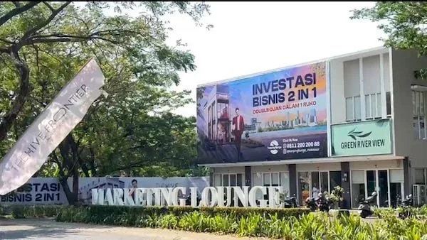 Suasana Kantor Pemasangan Perumahan Green River View GMTD (Dok: KabarMakassar).