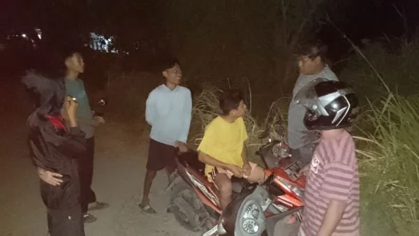 Yusuf saat mencegat pelaku pencurian di Jeneponto (Dok : Ist).