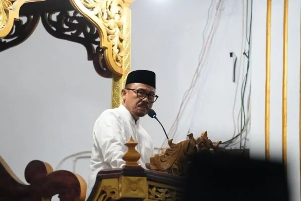Gubernur Sulbar Suhardi Duka saat menyampaikan sambutan di Mambi Kabupaten Mamasa. (Dok: Ist)