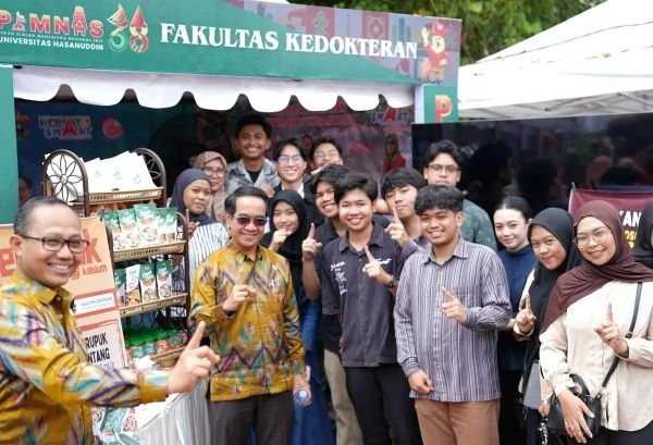 Universitas Hasanuddin menyelenggarakan Side Festival. Dok. Ist