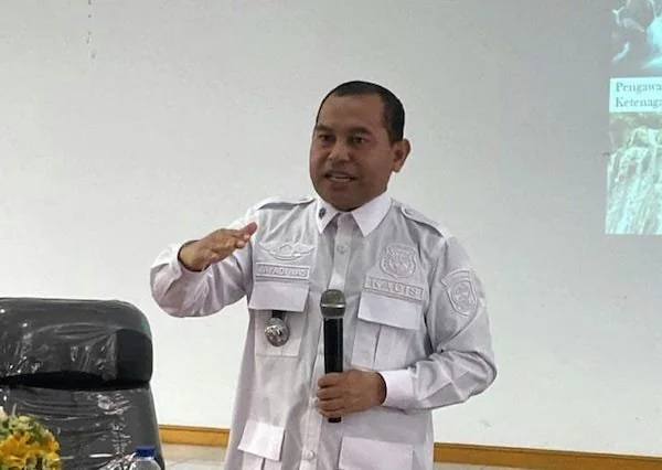 Kepala Disnakertrans Sulsel, Jayadi Nas saat memaparkan terkait K3 di Kantor Disnakertrans Sulsel (Dok: Nofi KabarMakassar)