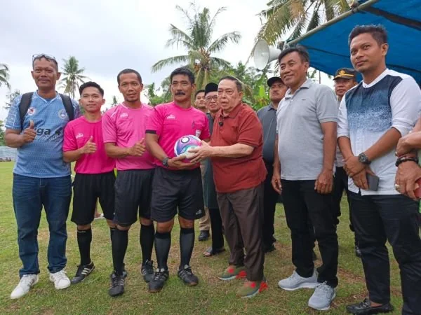 Wagub Sulbar Salim S Mengga saat membuka turnamen di Polman (Dok : Ist).