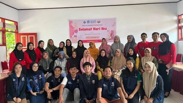 Mahasiswa Kuliah Kerja Nyata (KKN) Universitas Bosowa (Dok : Ist).