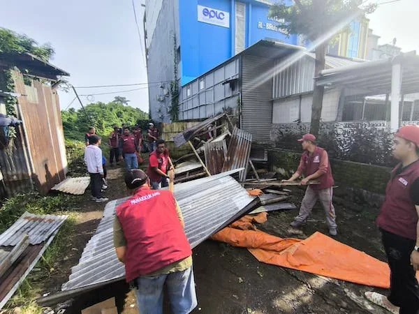 Suasana Penertiban PKL di Panakkukang (Dok: Ist).
