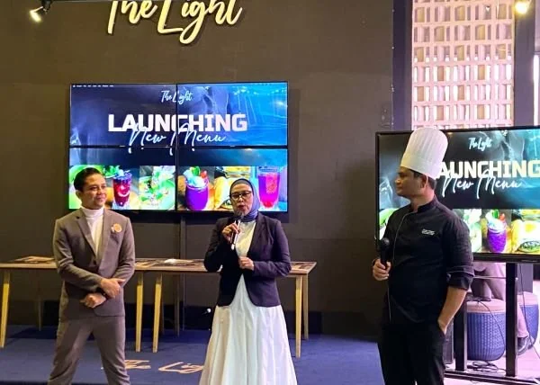 The Light Restaurant luncurkan menu terbaru dengan konsep modern dan local signature di Mercure Makassar Nexa Pettarani (Dok: Nofi KabarMakassar)