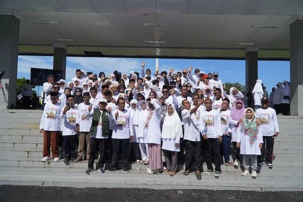 Senam Haji yang didikuti 435 JCH di Lapangan Pemuda Kabupaten Bulukumba,