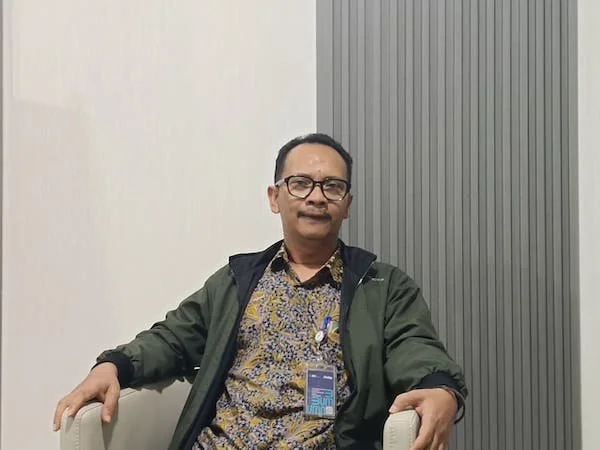 Pimpinan Wilayah Perum Bulog Wilayah Sulawesi Selatan dan Barat (Sulselbar) Fahrurozi, (Dok: Sinta KabarMakassar).