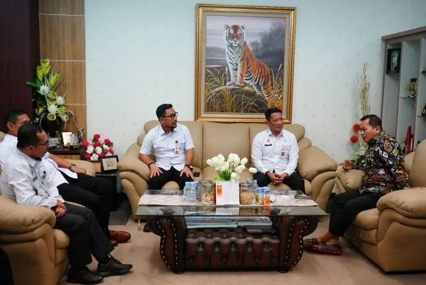 Kanwil Kemenkum Sulsel Perkuat Tata Kelola Aset melalui Evaluasi Penggunaan BMN oleh Kabag TU dan Umum (Dok : ist).