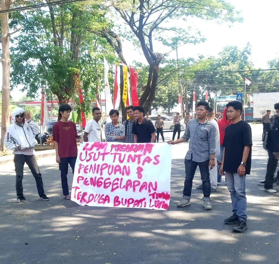 Aksi unjuk rasa LPM (Dok: Ist)