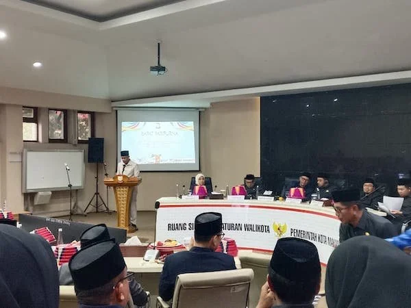 Juru Bicara Banggar untuk KUA-PPAS 2026 saat Menyampaikan Rekomendasi, (Dok: Sinta KabarMakassar).
