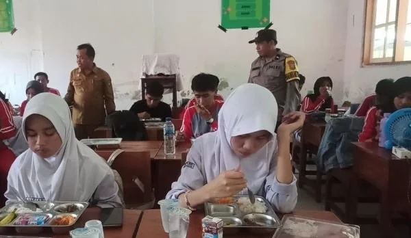 Pelaksanaan program MBG di Kepulauan Selayar (Dok: Ist)