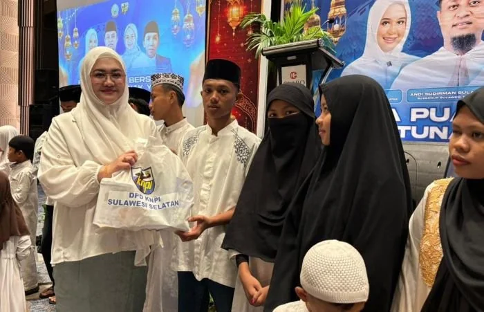 Buka Puasa Bersama dan Penyaluran Santunan Kepada Anak Yatim Piatu KNPI Sulsel (Dok: KabarMakassar).