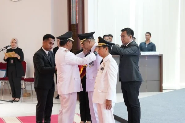 Pelantikan Pj Bupati Polman dan Mamasa di Kantor Gubernur Sulbar (Dok : Ist).
