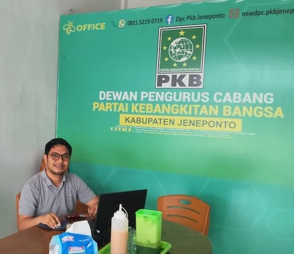 Sekretaris DPC PKB Jeneponto, 
Muhammad Basir (Kabarmakassar.com).