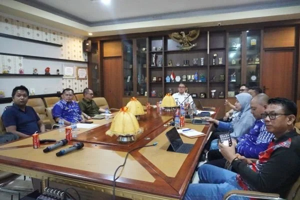 Rapat penyamaan persepsi terkait program strategis di bidang pendidikan dan pertanian. (Dok: Ist)
