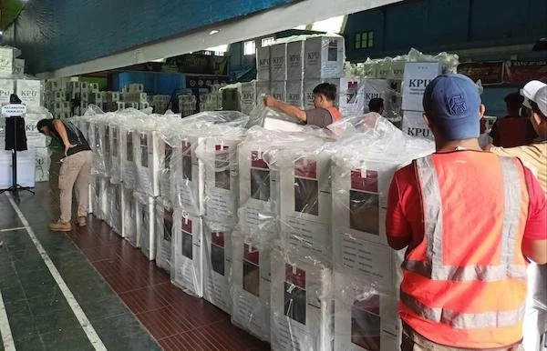 logistik kotak suara yang akan didistribusikan (Dok: Atri KabarMakassar)