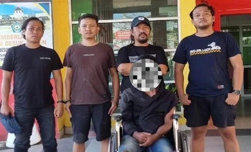 Tim Resmob Pegasus Polres Jeneponto saat mengamankan Residivis Curas. (Ist)