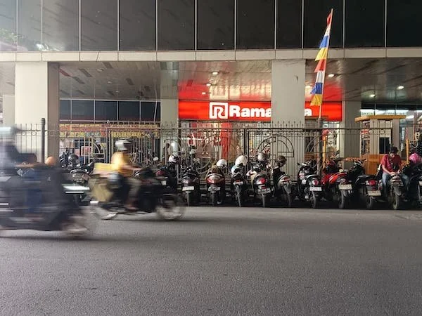 Parkil Liar di Boulevar (Dok: Sinta KabarMakassar).