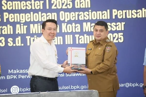Serah Terima Laporan Hasil Pemeriksaan (Dok: Ist).