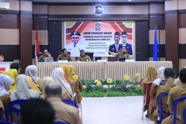 Pemerintah Kabupaten Jeneponto menggelar kegiatan Forum Perangkat Daerah guna membahas prioritas kegiatan pembangunan Tahun 2025. Senin (25/3).