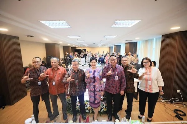 BPS dan OJK saat pengumuman hasil SBLIK 2025 (dok ist)