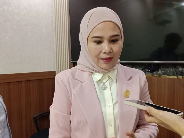 Wakil Sekretaris Fraksi MULIA DPRD Kota Makassar, Irmawati Sila (Dok : Sinta KabarMakassar).