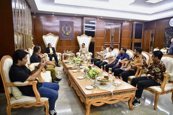 Kunjungan anggota Komisi II DPR RI yang disambut oleh Pj Gubernur Sulsel, Prof Zudan Arif Fakrulloh (Dok: Ist)