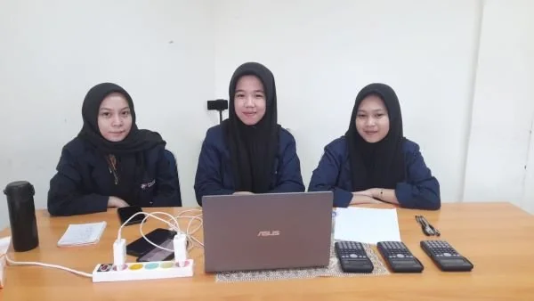 Tim Poltekbos 3 Berhasil Meraih Peringkat 34 Kompetisi Debat Perpajakan Nasional (KDPN) kembali digelar oleh Politeknik Keuangan Negara (PKN) STAN (Dok : ist).