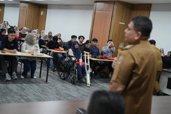 Wali Kota Makassar Munafri Arifuddin saat Sambut Mahasiswa KKN Unhas (Dok: Ist).