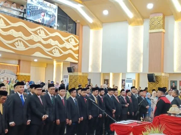 Anggota Dewan Perwakilan Rakyat Daerah (DPRD) Kota Makassar terpilih periode 2024-2029 dilantik (Dok : Ist).