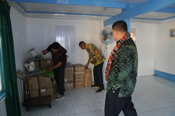 Wali Kota Makassar, Munafri Arifuddin saat Meninjau Dapur MBG, (Dok: Ist).