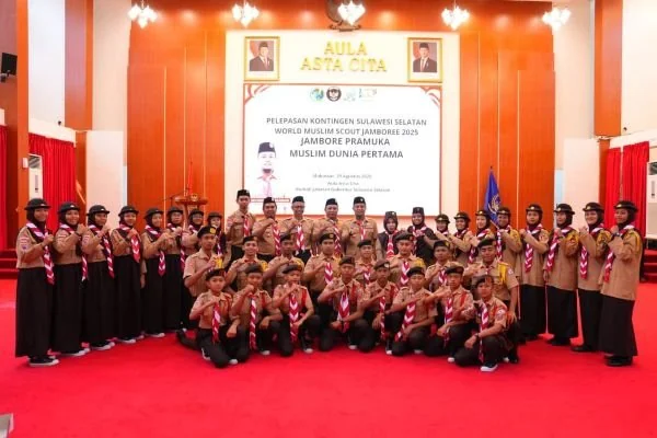 Gubernur Andi Sudirman Lepas 460 Pramuka Kontingen Sulsel ke World Muslim Scout Jamboree 2025 (Dok : Ist).