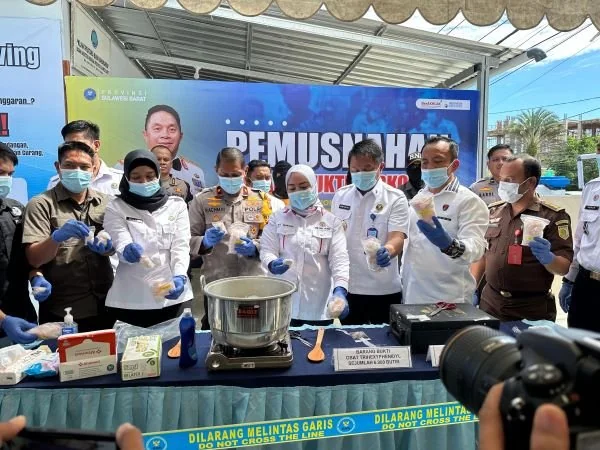 Pemusnahan barang bukti narkotika.